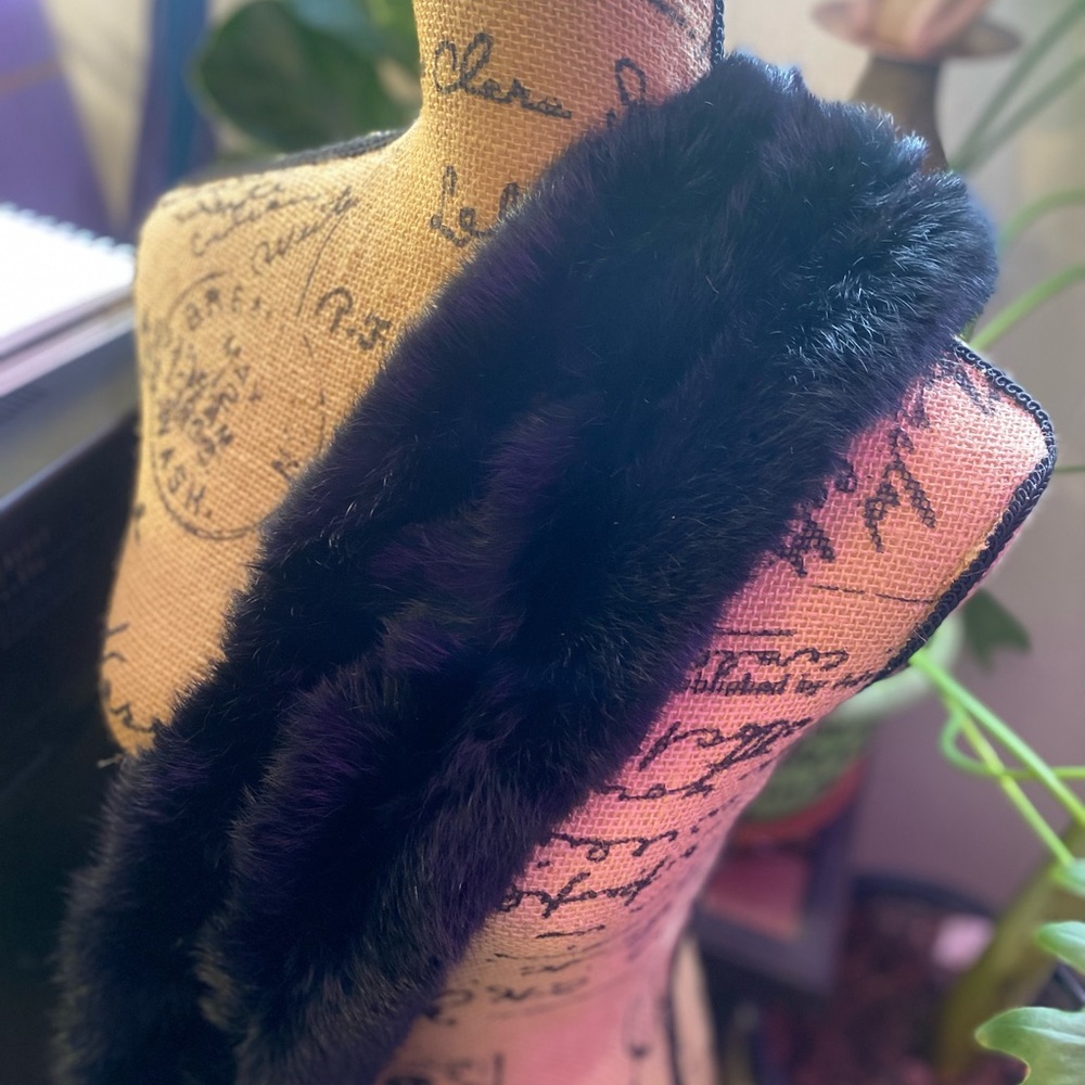 Rex Rabbit Fur Scarve - Picture 3 of 10